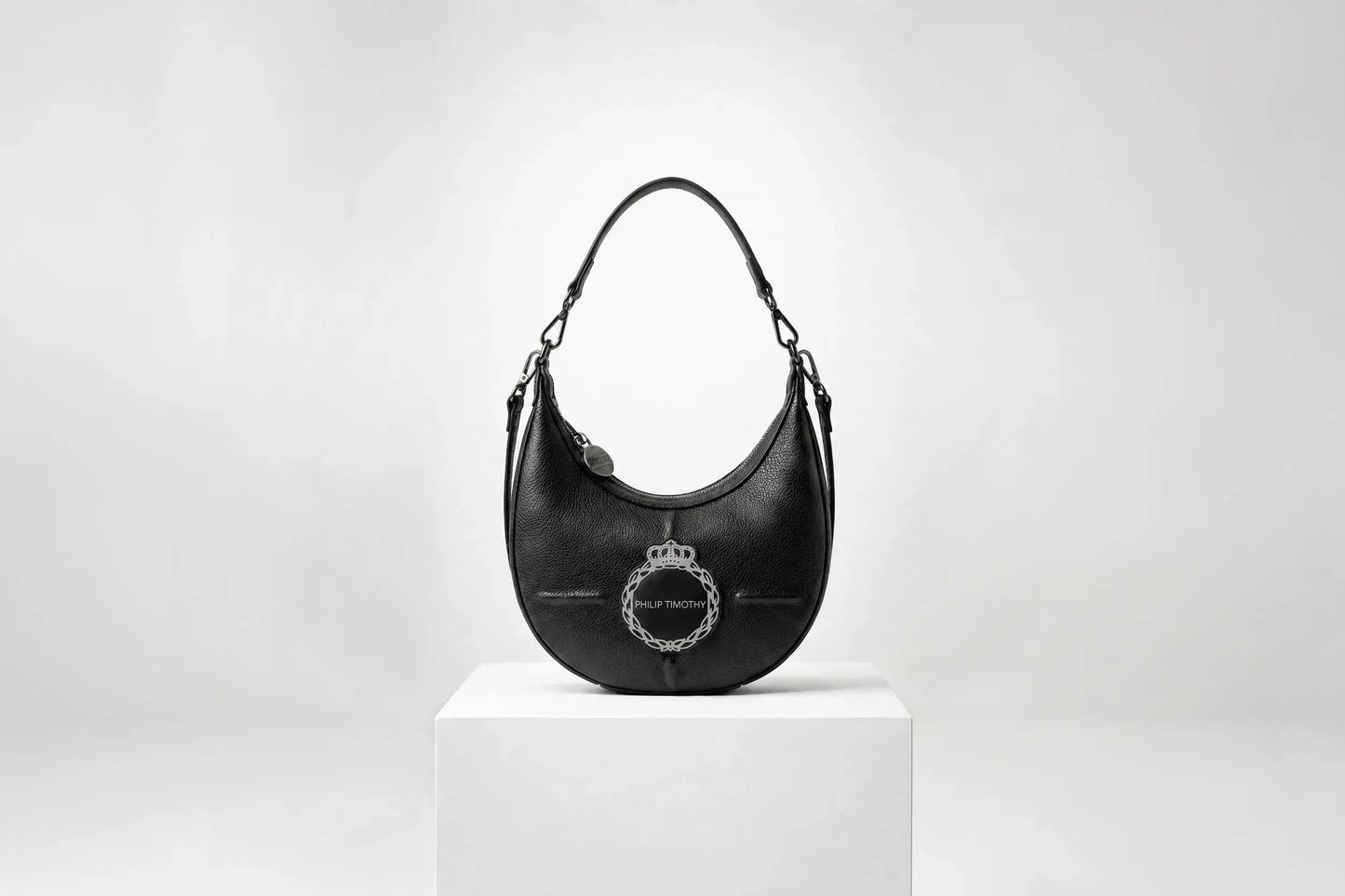 REFLECTIVE U BAG (LAUNCH 31th AUGUST)